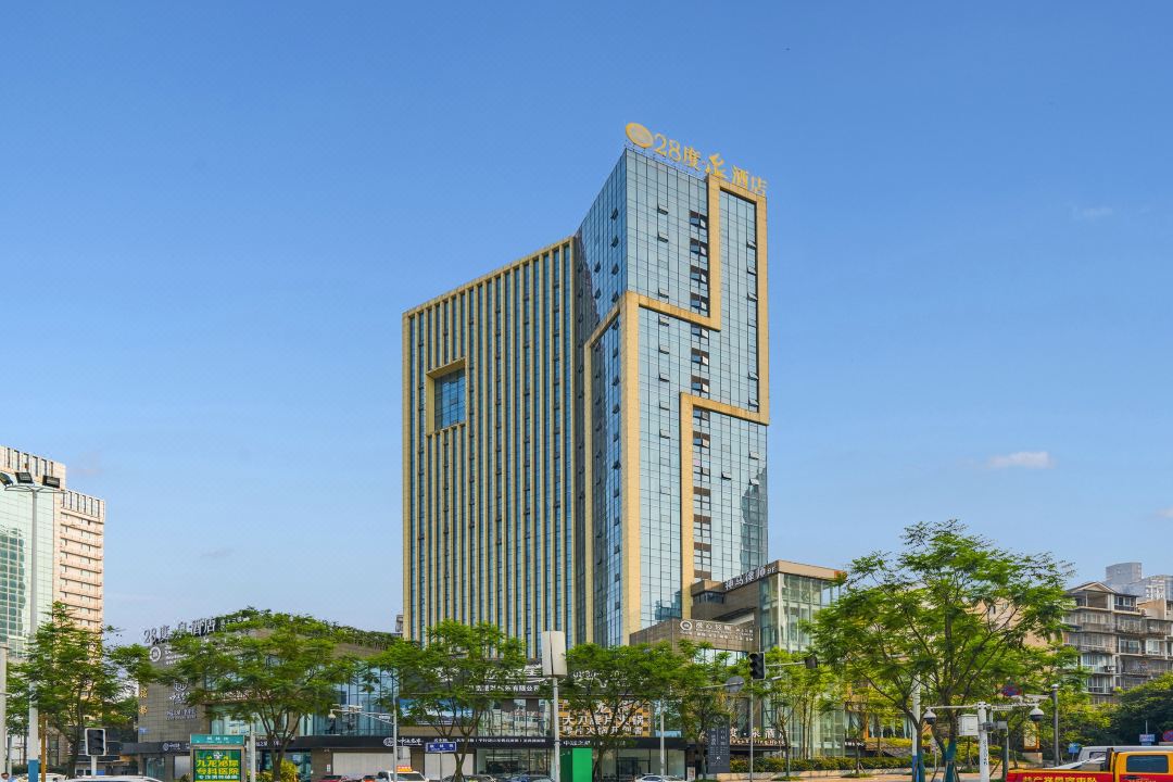 28 Degree Quan Hotel (Zhangzhou High-speed Railway Station Southwest Medical University Branch)