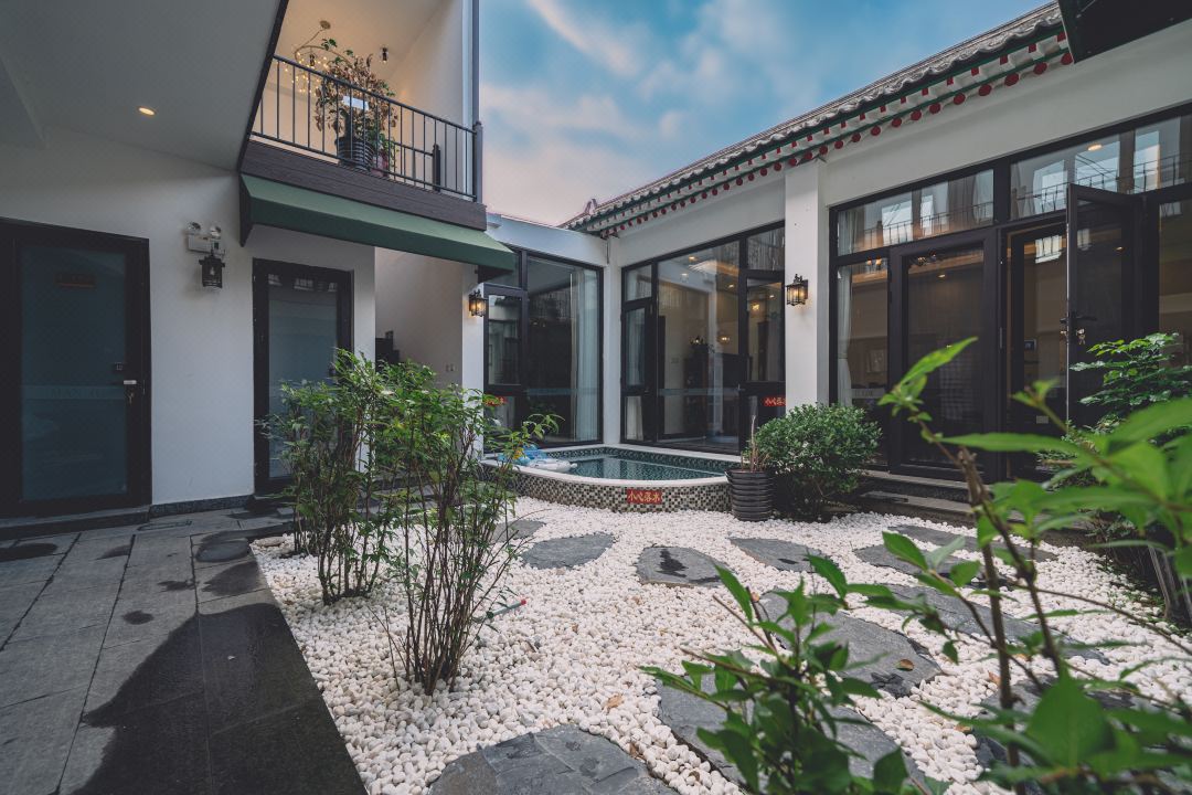 Manju Courtyard