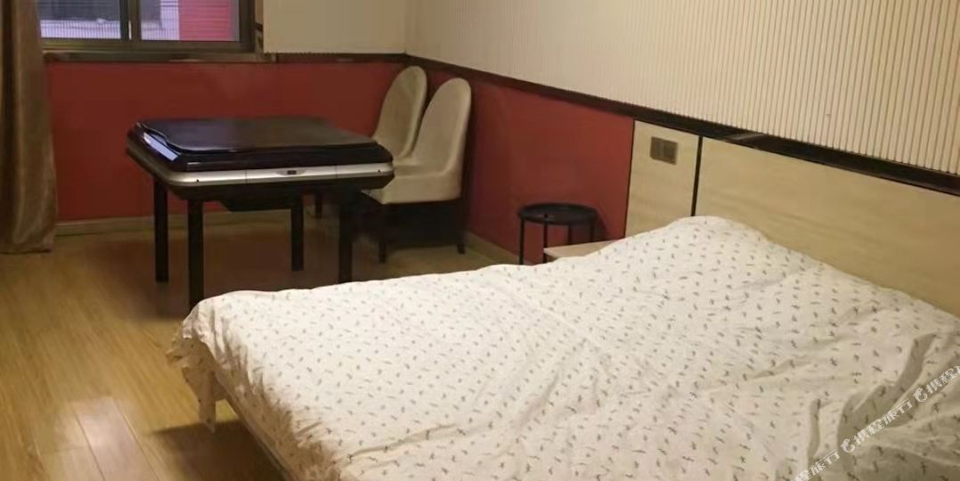 南通华俊快捷酒店