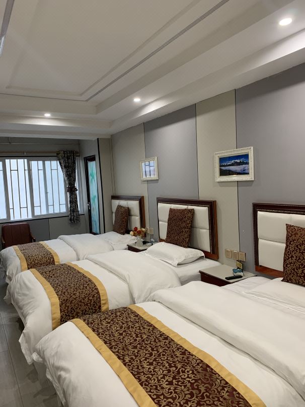 Kangding Yabohotel