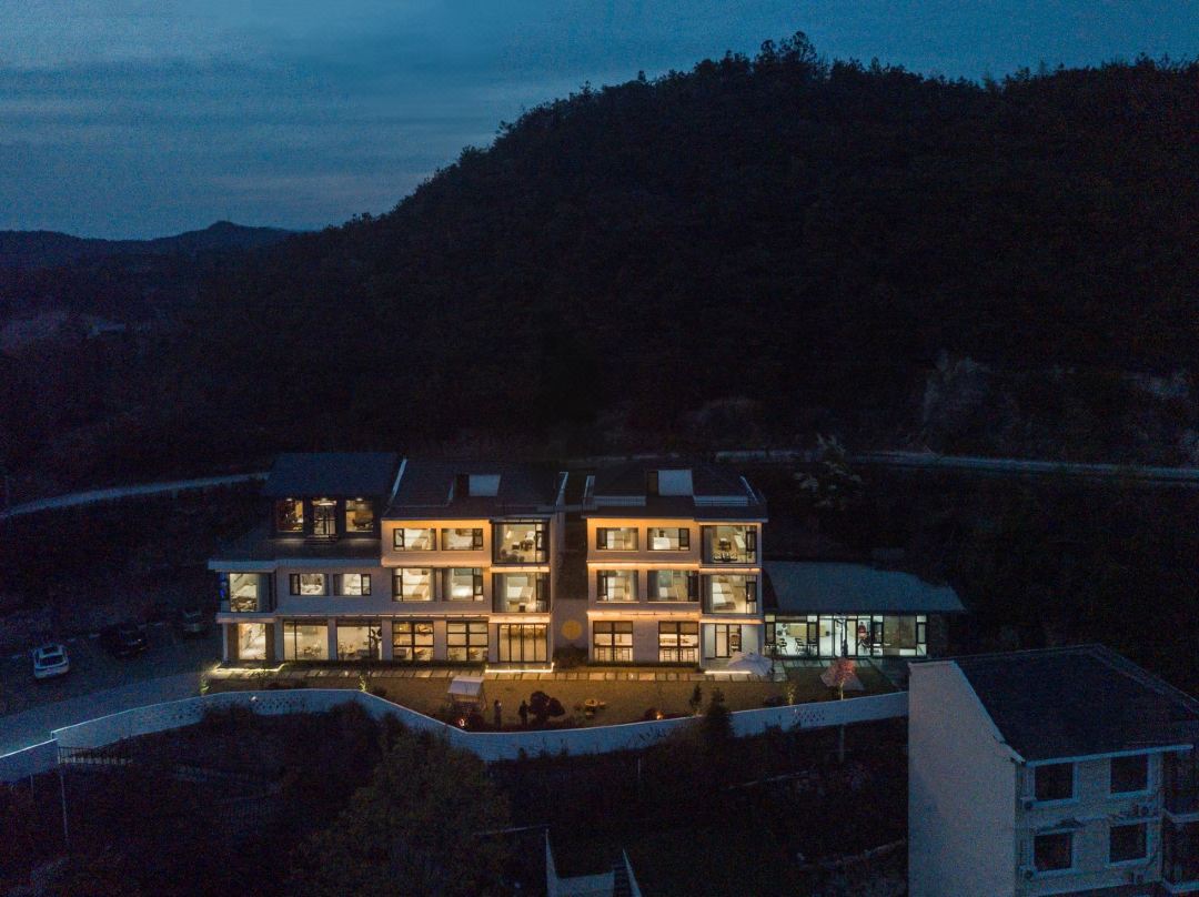Tiantai Seaside Homestay (Qiongtai Xiangu Branch)