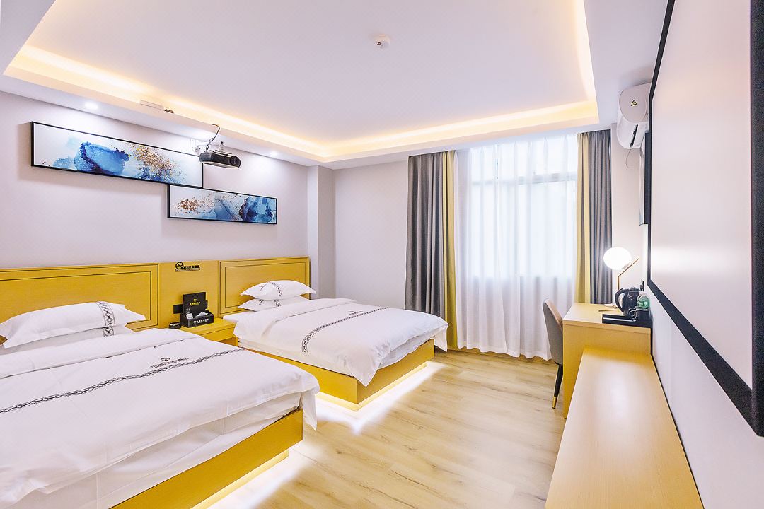 Tengchong Muxiju Hotel