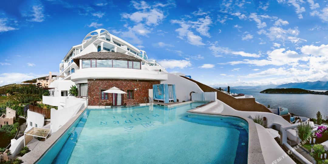 烟云·Holiday Hotel设计师半山悬崖海景度假酒店(大理洱海理想邦店)