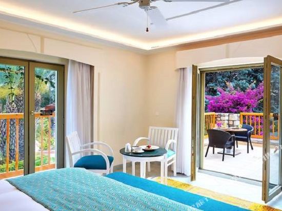 Divan Bodrum - Special Class - Tap to explore photos