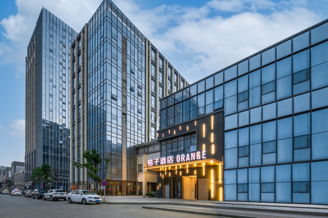 Orange Hotel (Wuhan Optical Valley Science and Technology Exhibition Center store)