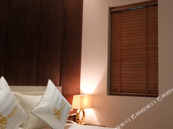 Signature Boutique Hotel - Tap to explore photos