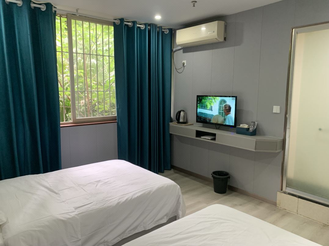 Chenjie Hotel