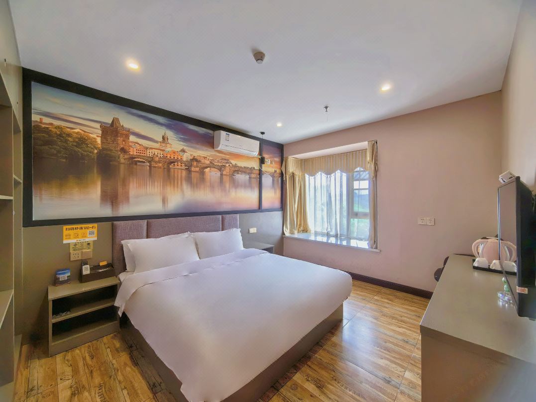 casanova  hotel(Chongqing West Railway Station)