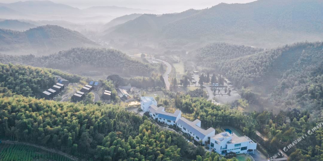 廿舍度度假村