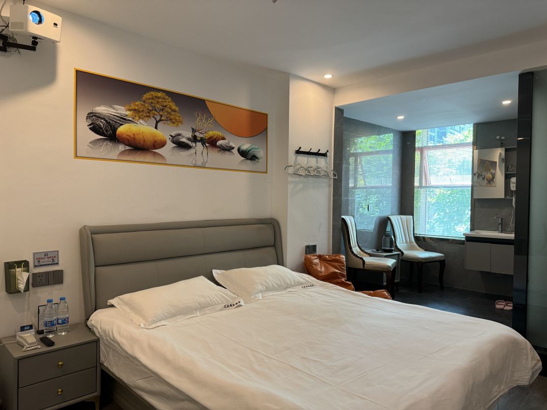 Aiwo Boutique Hotel