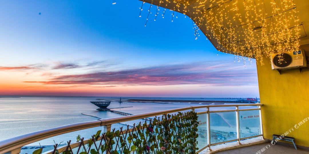 鲅鱼圈白鲸公馆海景公寓(营口山海广场店)