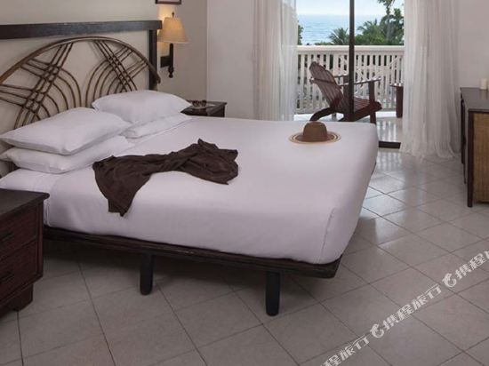 Lifestyle Tropical Beach Resort & Spa All Inclusive - Tap to explore photos