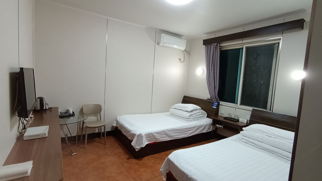 Jia'ajia Hotel, Jixian