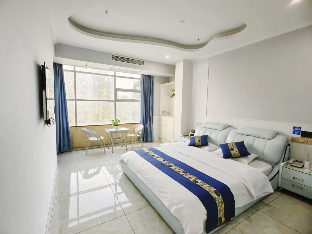 Xiangshui Rhyme of Love Theme Hotel (Baihui Plaza)