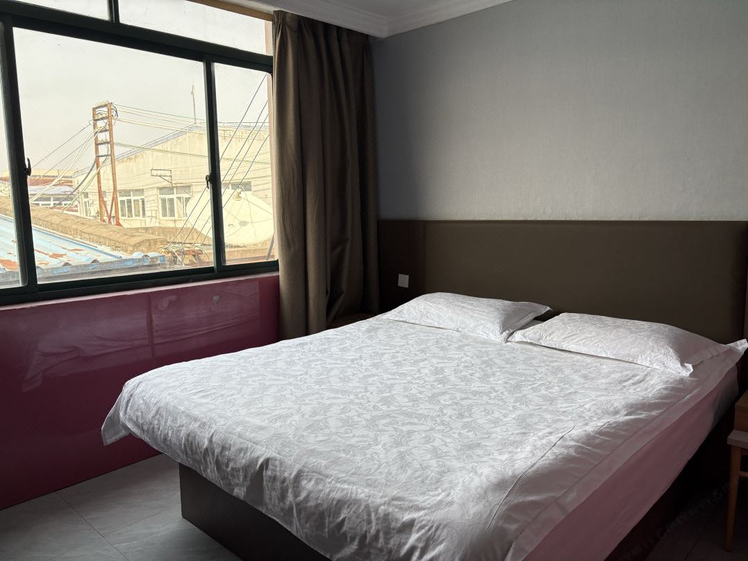 Shanghai Zheyang Hotel