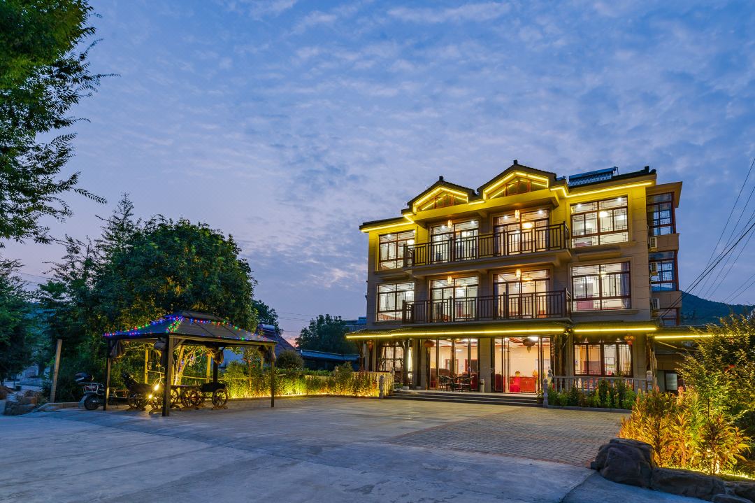 Changxing Yu hang farm family music