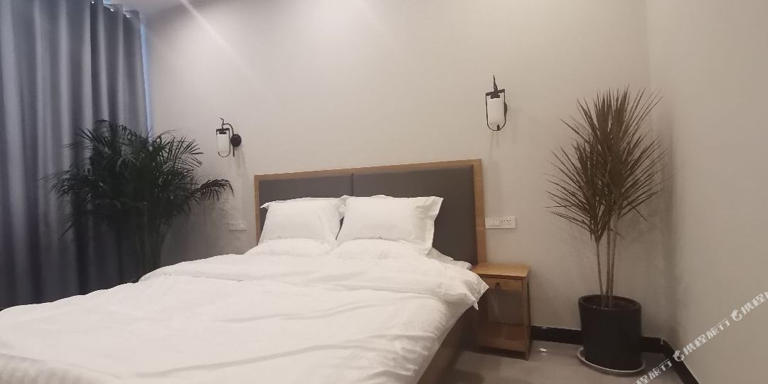 周口拾光公寓
