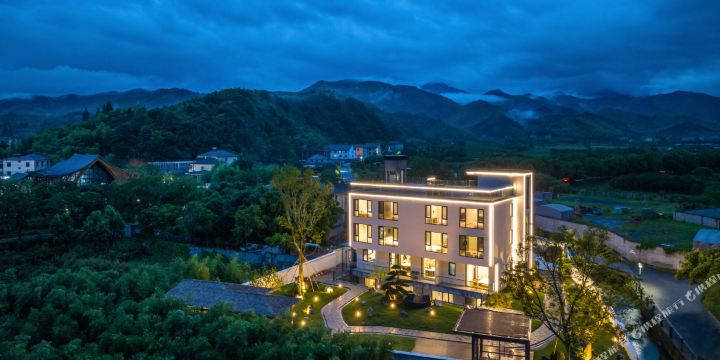 原一YUANYI·星空轰趴泳池·温泉私汤·高奢独享Villa溪宿