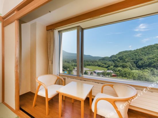 LiVEMAX RESORT Greenpia Onuma - Tap to explore photos