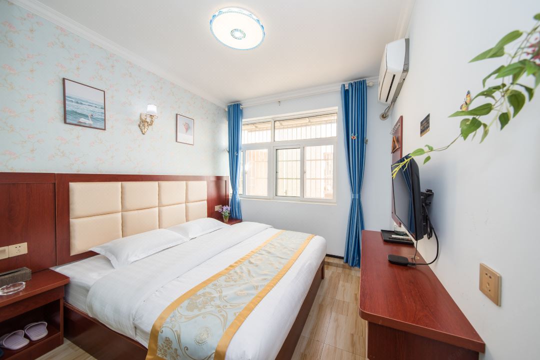 Left Zuo Zuo You Fashion Hotel (Changsha High-speed Railway South Station Branch)