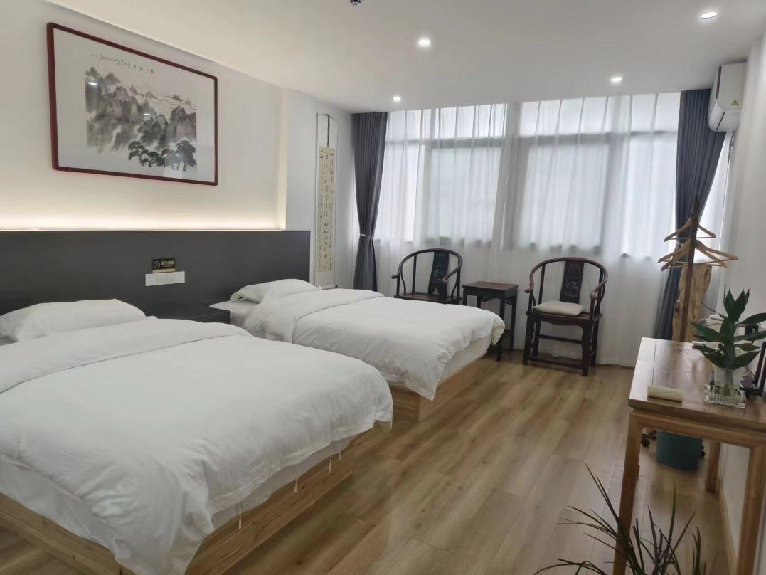 Qingfeng Mountain House Homestay