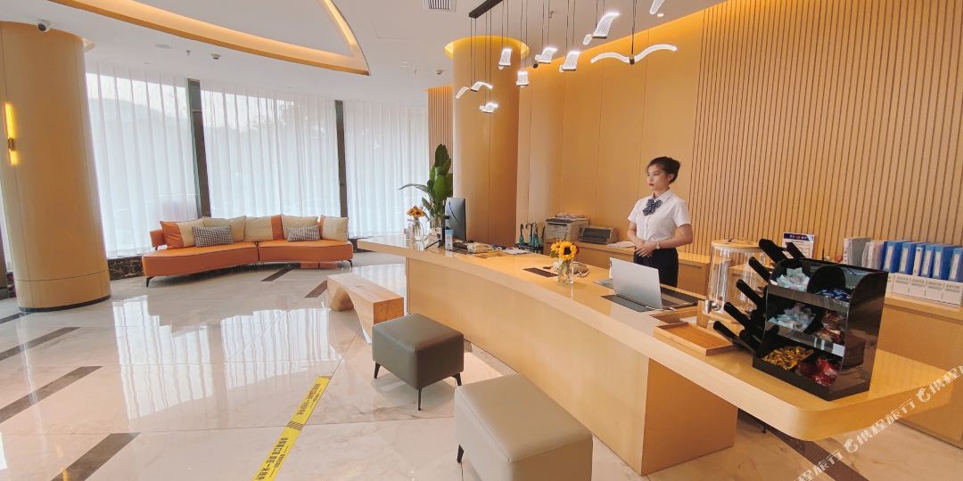 白兰玉酒店(福鼎中汇广场店)