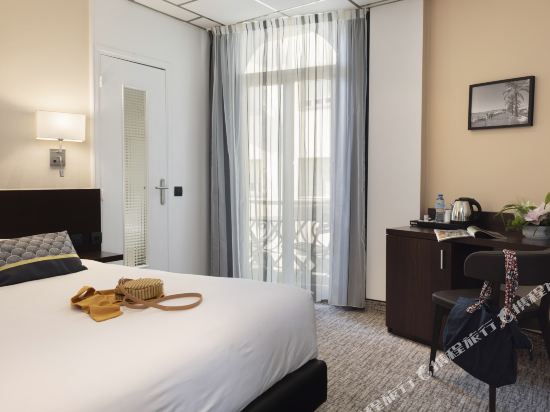 Hotel Locarno - Tap to explore photos