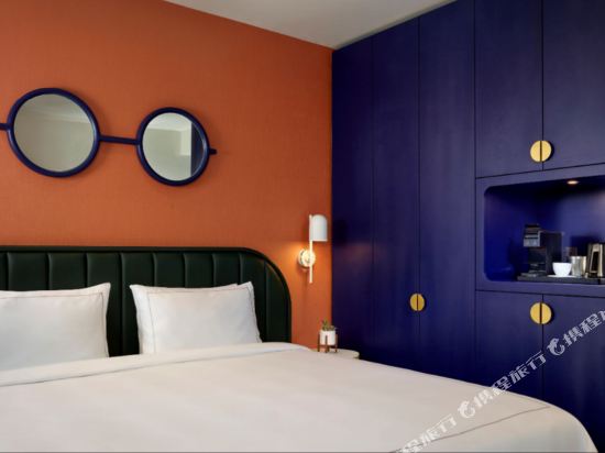 art'otel London Battersea Power Station powered by Radisson Hotels - Tap to explore photos