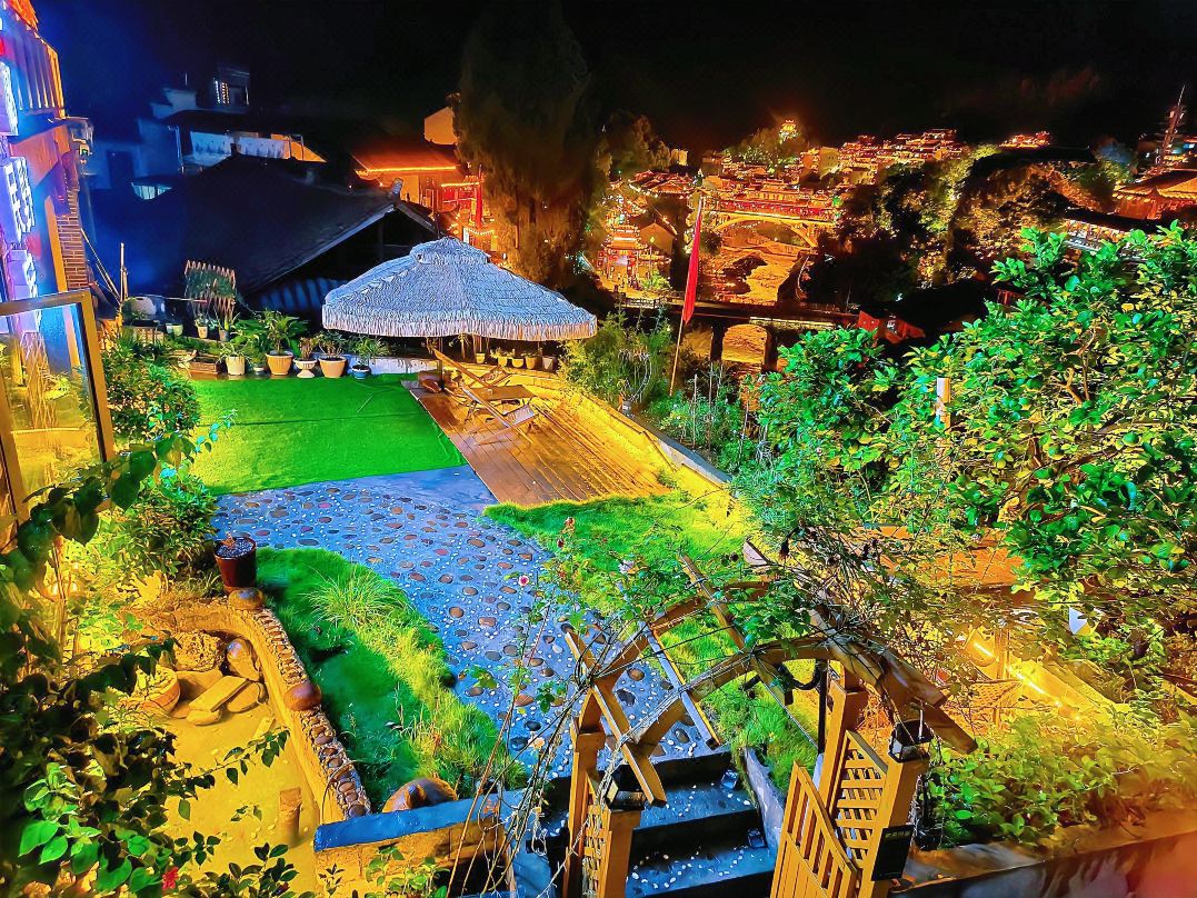  Furong Town Nianxi Courtyard View Guesthouse
