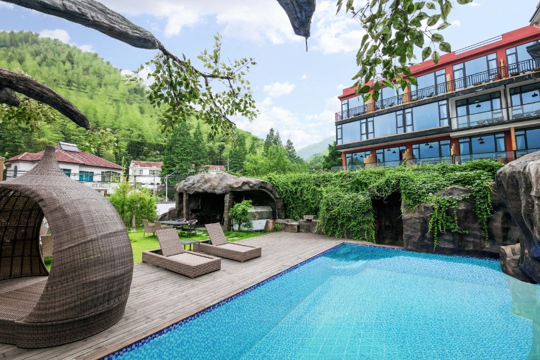 Floral Hotel Hongfangzi