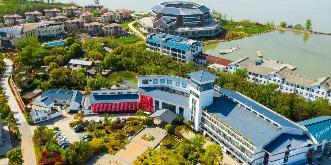 淮上明珠温泉度村