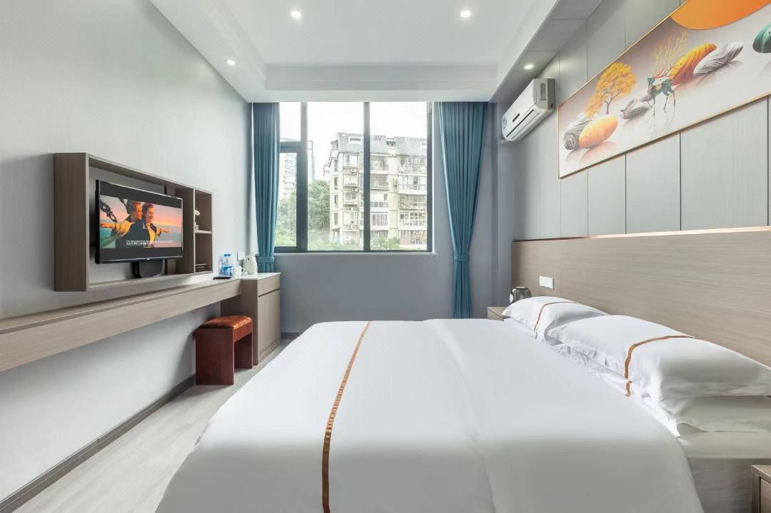 Chongqing Liangjiang Business Hotel