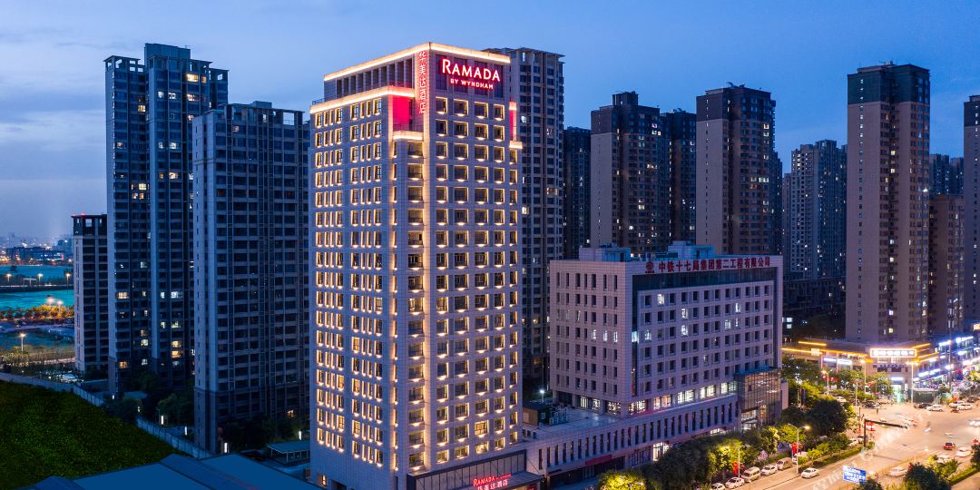西安浐灞中铁建华美达酒店