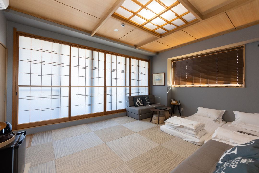 Light Hotel