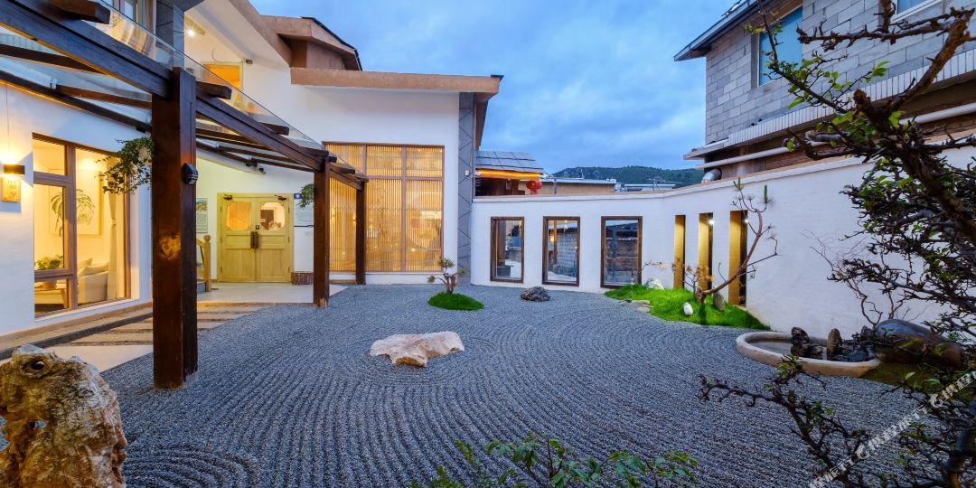 香格里拉归尘轻奢名宿