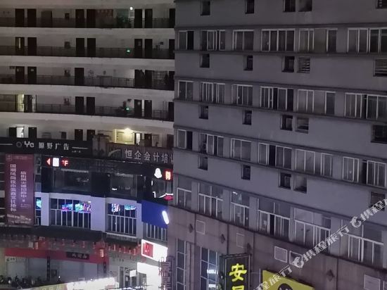安居旅馆(柳州谷埠街国际商城店)