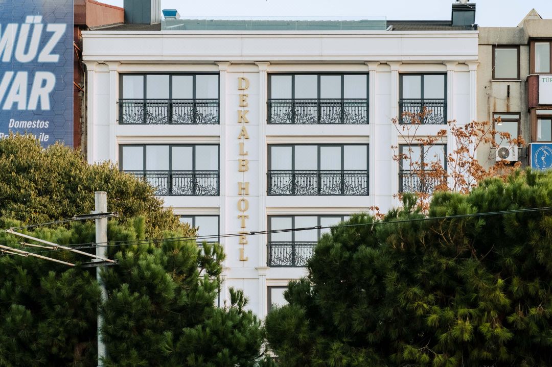 Dekalb Hotel