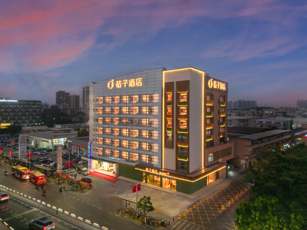 Orange Hotel (Guangzhou Panyu Changlong Wanbo Center Store)