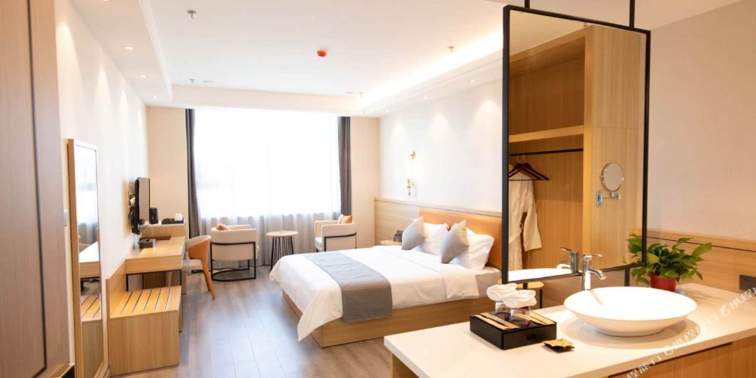 日喀则阿咪东锁酒店