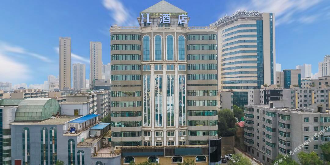 HHOTELS酒店(西宁站中心广场店)