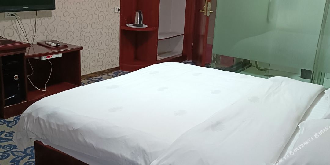 亿龙湖商务宾馆