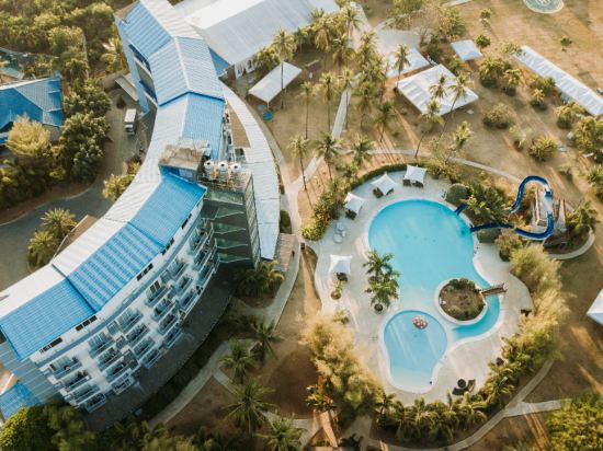 Solea Seaview Resort - Tap to explore photos