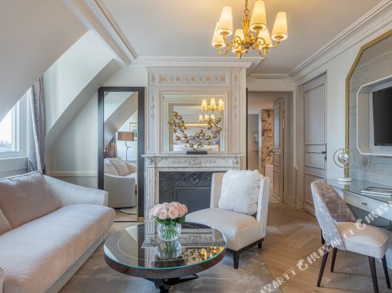 Hôtel Elysia by Inwood Hotels - Tap to explore photos