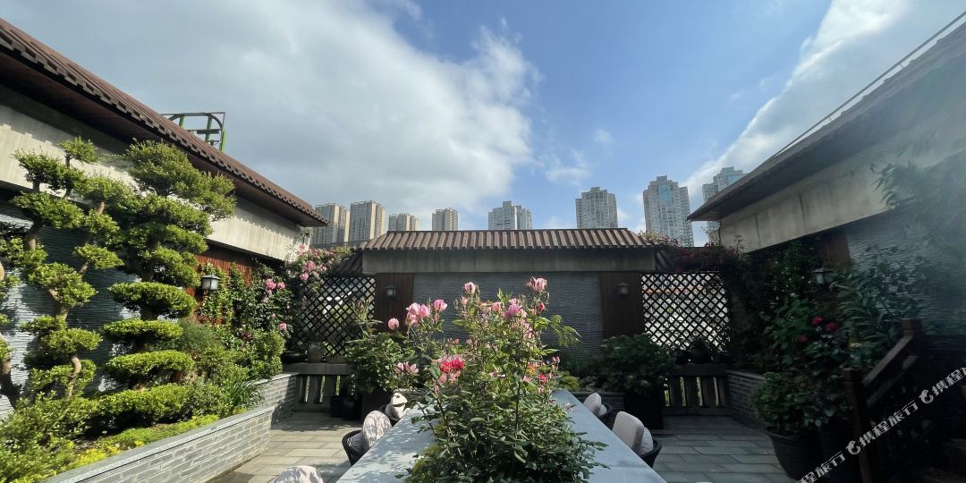 六盘水植元里城市花园大酒店(六盘水钟山区政府店)