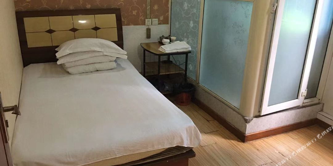 太政旅馆(绵阳火车站店)
