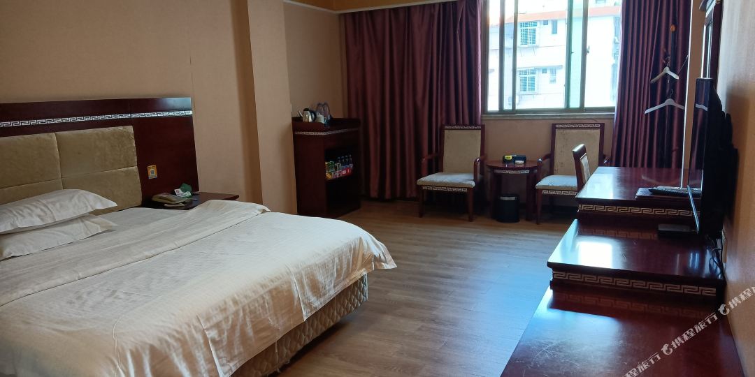 兴东酒店