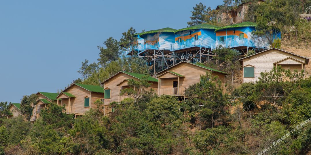 丰顺大宝山林海木屋