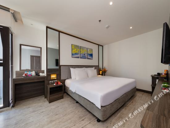 Ivy Nha Trang hotel - Tap to explore photos