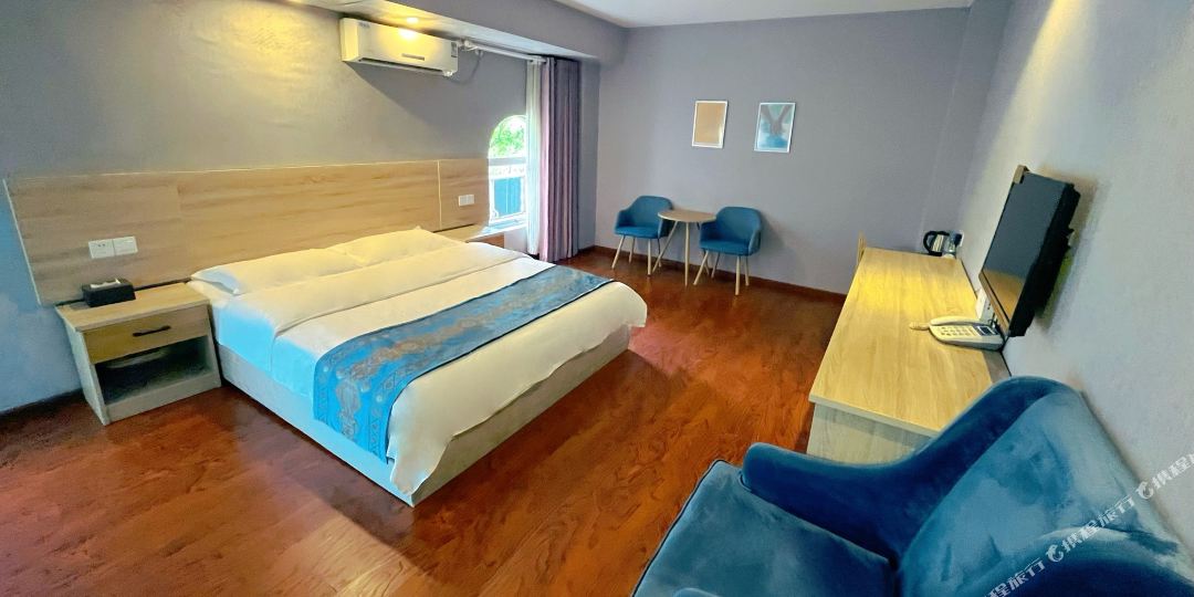 熊猫好困酒店(宜宾莱茵春天店)