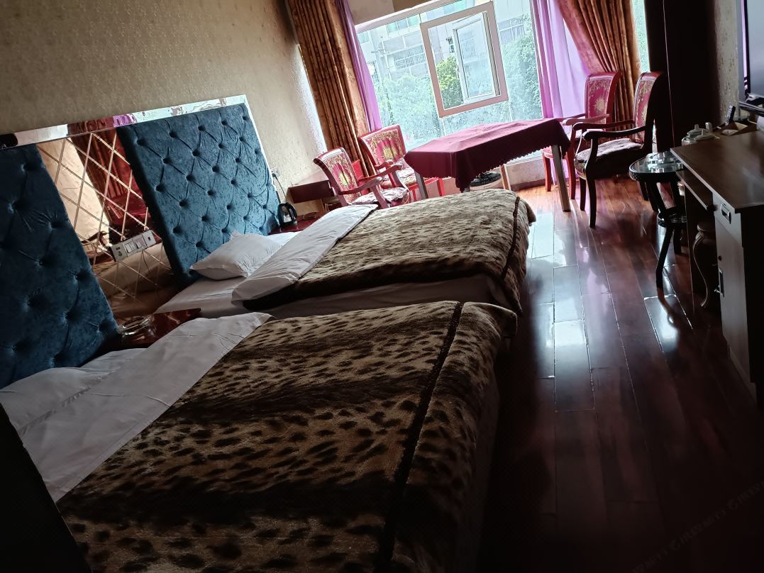 Bazhong city home business hotel